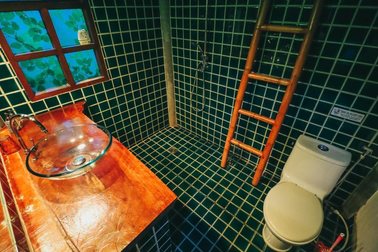Leeloo Paradise Khanom Eksteriør bilde