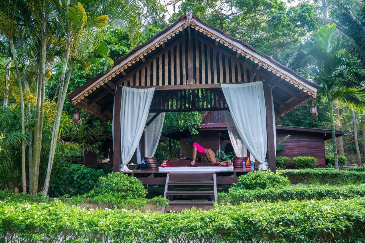 Leeloo Paradise Khanom Eksteriør bilde